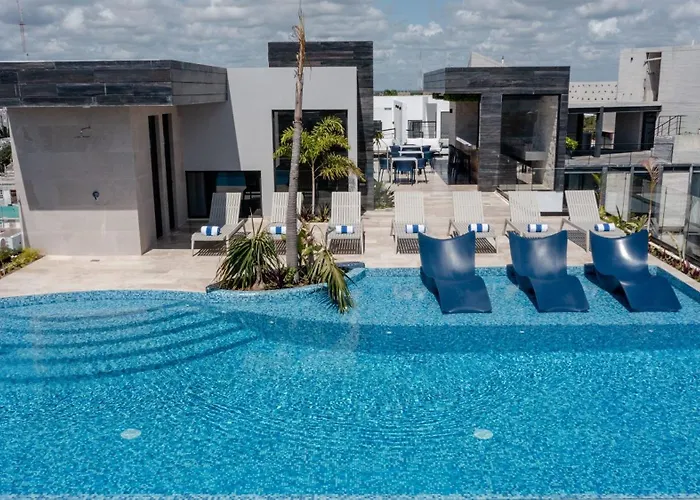 Cozy Pool And Roof Lounge 5 Blocks Playa del Carmen